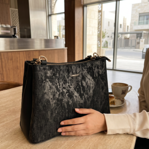 شنطة ستاتي ابيض جلد