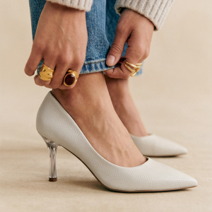 حذاء ستاتي ابيض جلد