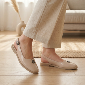 صندل سبور ابيض جلد