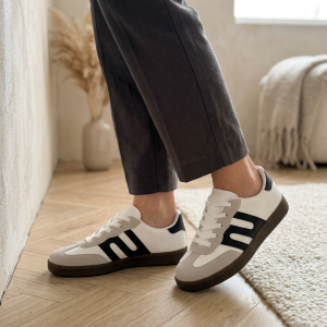 بوط ستاتي ابيض جلد