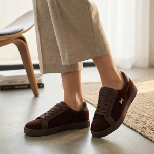 بوط ستاتي ابيض جلد